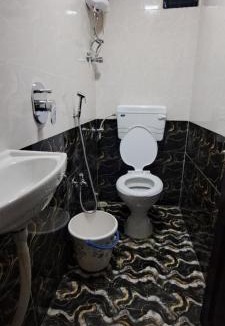 Ghatkopar West House | Hotel Icy Cool
