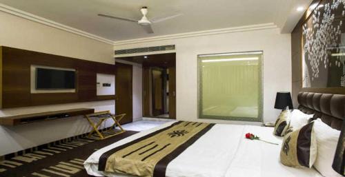 Safdarjung Enclave Hotel | Hotel JRD Exotica-Business Hotel
