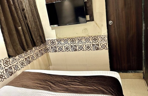 Kismat Nagar Hotel | HOTEL KALPANA RESIDENCY