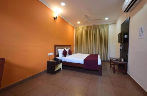 Kalapettai Hotel | hotel king park