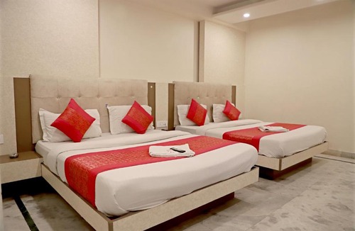 Paharganj Hotel | Hotel Klick International " Couple Friendly"
