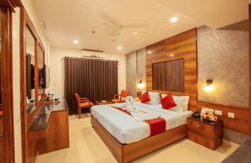 Kochi Hotel | Hotel Laals Inn Grand