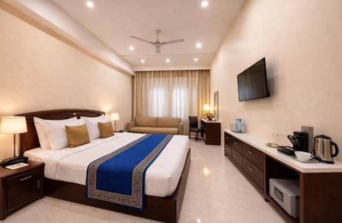 Wazirpur Hotel | Hotel Lagoona and Banquet Hall Near D Mall , Pacific Mall NSP Pitampura
