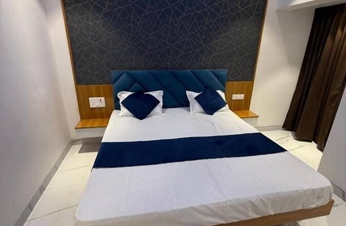Daulatabad Hotel | Hotel Madhuban