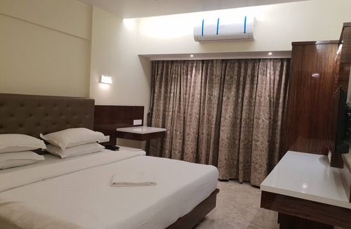 Santacruz West Hotel | Hotel Milan International