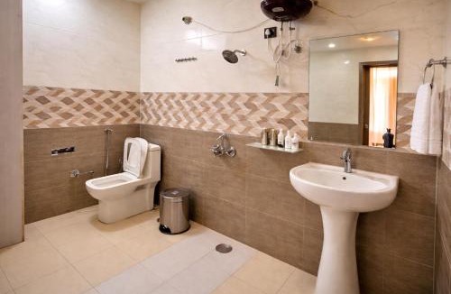 Mussoorie Hotel | HOTEL MOUNTAIN GREEN BY GRAHIl