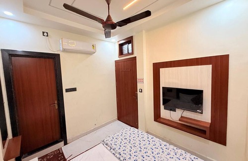 Sasaram Hotel | hotel New Maurya royal