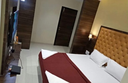 Prabhadevi Hotel | Hotel New Silver Elite