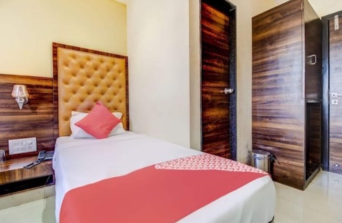 Prabhadevi Hotel | Hotel New Silver Elite