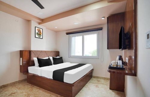 Ajmer Hotel | Hotel O Ajmer Central Grand Suman