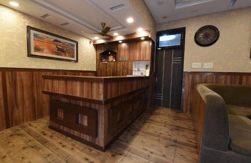 Sarita Vihar Hotel | Hotel O by OYO Discovery Inn