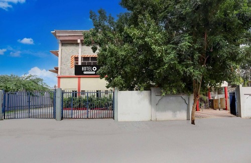 Kurnool House | Hotel O Kurnool Bus Stand RR Residency