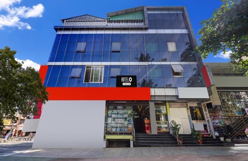 Rajajinagar Hotel | Hotel O Srirampura Metro Station Formerly Broadway Inn