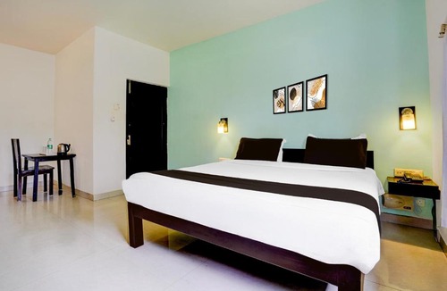 Calangute Hotel | Hotel O The X and Z Hotel