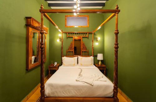 White Town Hotel | Hotel Palais De Versailles