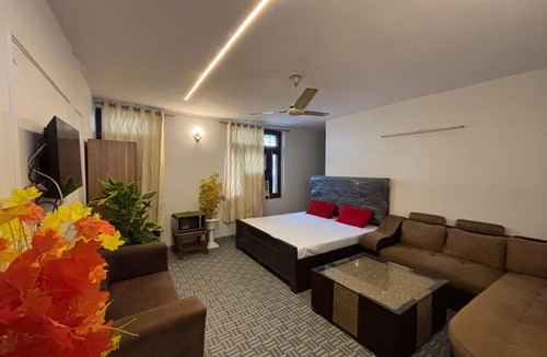 Faridabad Hotel | Hotel Park Square Resort
