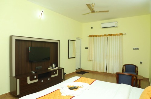 Ganapathichettikulam Hotel | Hotel Priso