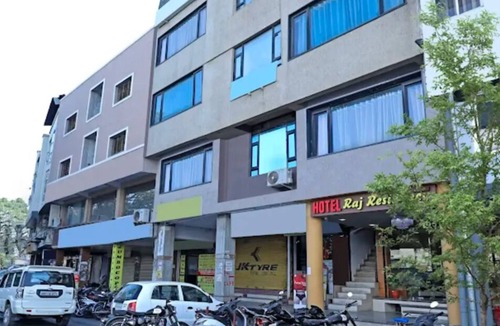 Maharana Pratap Nagar Hotel | HOTEL RAJ RESIDENCY(MP NAGAR)