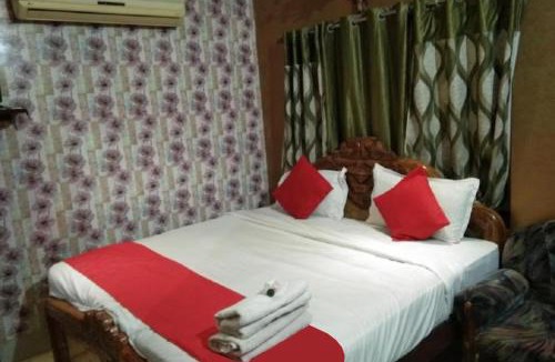 Agra Hotel | Hotel Reshmi In Agra Near Chandrashekhar Park - Best Location