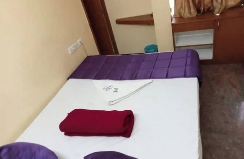Gandhipuram Hotel | Hotel Royal Park
