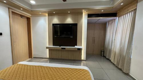 Thanjavur Hotel | Hotel Royal Stay
