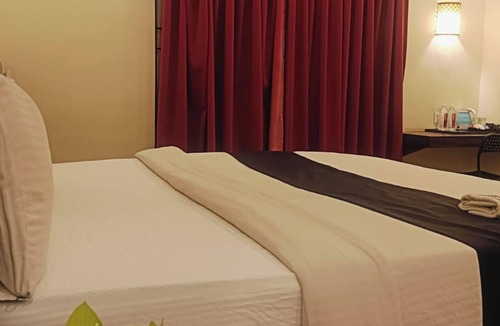 Domlur Hotel | Hotel Royalwood Premier - Domlur