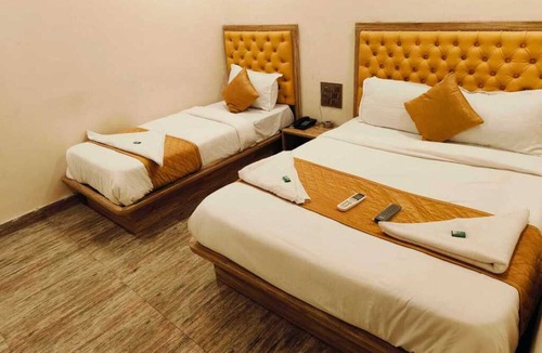 Kurla West Hotel | Hotel Royce BKC
