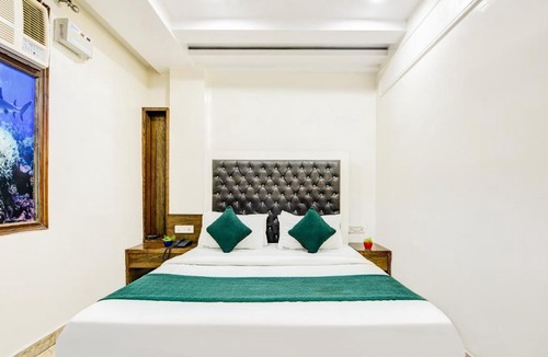 Paharganj Hotel | Hotel Saffron Inn
