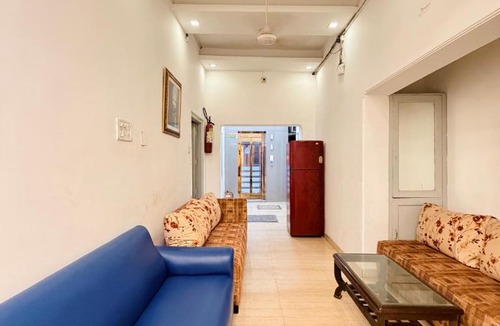 Jangpura Hotel | Hotel Satwah Luxe Stay - 1 Minute From Nizamuddin Railway Station And India Gate