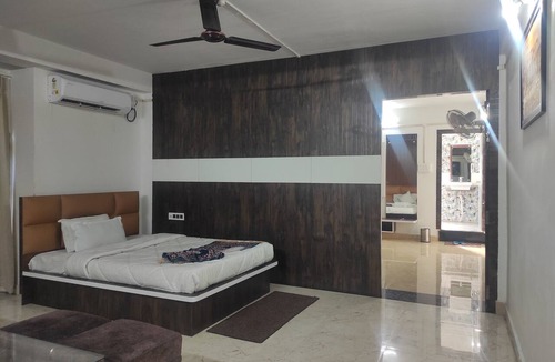 Tinsukia Hotel | Hotel SG Hub Tower