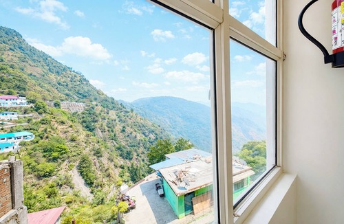 Tallital Hotel | Hotel Shah Guest House Nainital