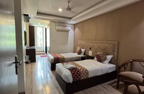 Marhi Hotel | Hotel Sharon Residency
