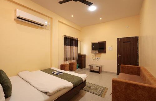 Maheshwar Hotel | Hotel Shivalay Palace