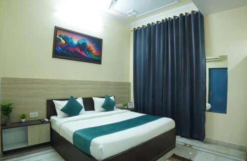 Malviya Nagar Hotel | Hotel Silver Stay