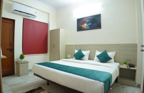 Malviya Nagar Hotel | Hotel Silver Stay