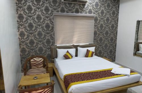 Akola Hotel | Hotel SR Executive, Akola