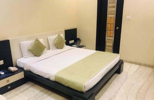 Allahabad Hotel | Hotel Sundaram