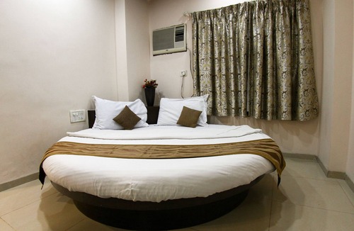 Mahabaleshwar Hotel | Hotel Sunny Midtown