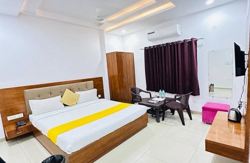 Central Area Hotel | Hotel Sunrise Palace Udaipur