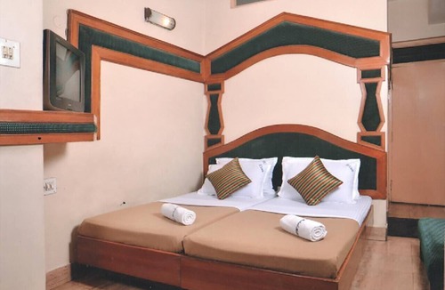 Gandhi Nagar Hotel | HOTEL TAJ MAHAL
