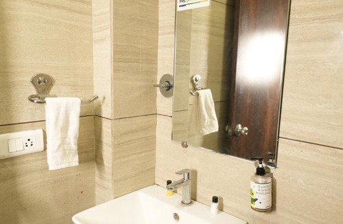 Kolar Road Hotel | Hotel taste of temple
