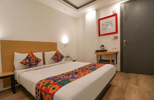 New Delhi Hotel | Hotel The Chaitanya Rohini sector 18 Metro station