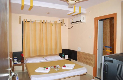 Shirdi Hotel | Hotel Utsav