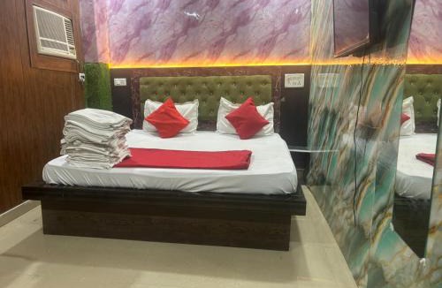 Indirapuram House | Hotel Youvraj Inn