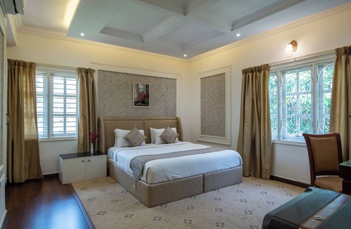 Malleshwaram Hotel | Hyde Park Orchards