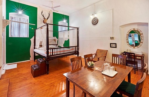 Salem Resort | INDeco Lake Forest