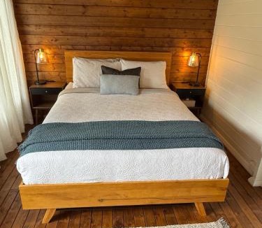 Wentworthville House | Jacaranda Cottage 5 min by Train or 7 min drive to Parramatta City