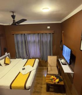 Srinagar Hotel | Jafson Accommodates