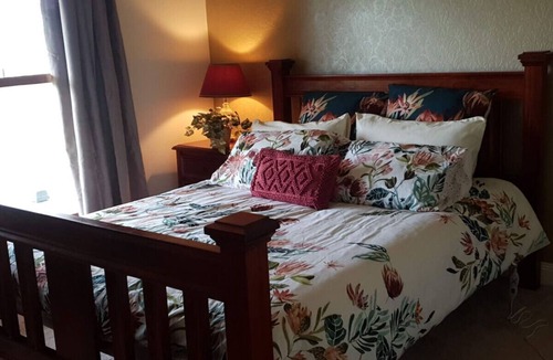 Buln Buln Other | Jilly Park Farmstay-authentic farm experience in beautiful home , breakfast incl
