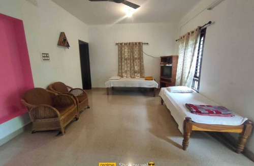 Tarikere Hotel | Joeshomestay